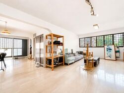 Blk 220 Jurong East Street 21 (Jurong East), HDB 5 Rooms #560569461